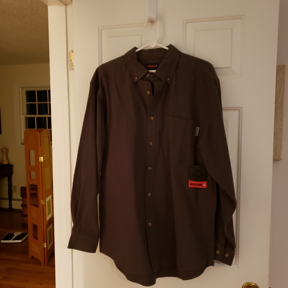 Wolverine Men's Large Chamois Shirt.